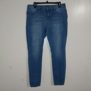 Royalty Women's Size 10 Blue Jeans